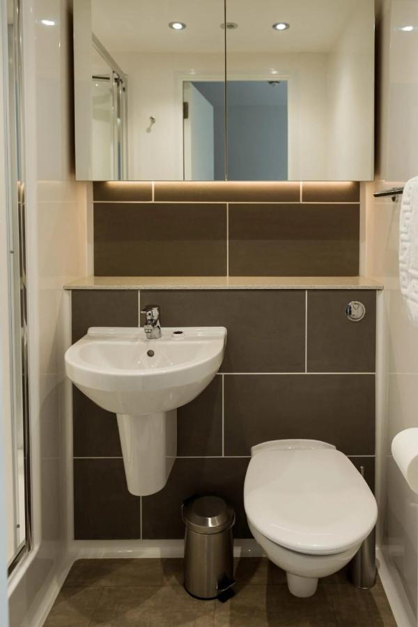 Chic Apartments And Studios At The Point In Aberdeen Kültér fotó