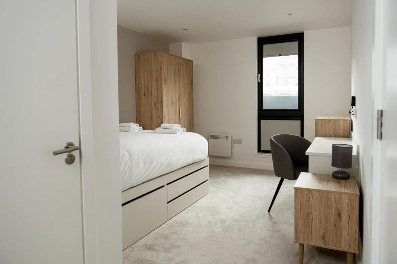 Chic Apartments And Studios At The Point In Aberdeen Kültér fotó